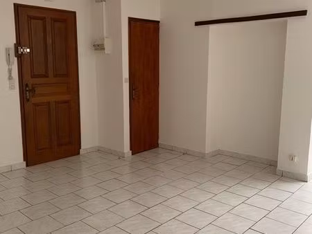 f1 à louer centre ville