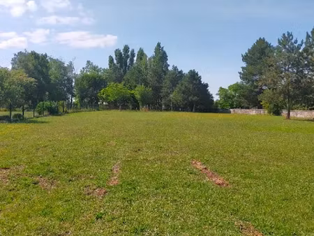 vente terrain 1200 m² à boutiers-saint-trojan (16100)  49 500 €