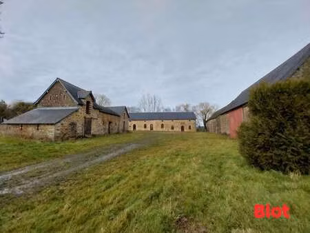 vente longère et corps de ferme à launay-villiers (53410) : à vendre / 146m² launay-villie