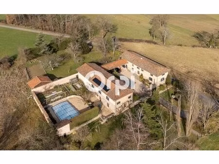 maison haute-rivoire m² t-7 à vendre  550 000 €