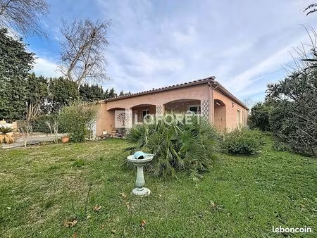 villa 4 pièces 149 m²