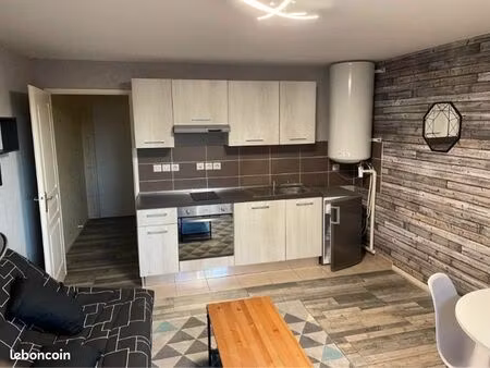 studio 24m2 avec place de parking