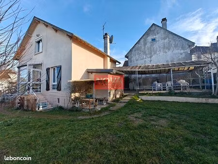 pavillon 5 pièces 110 m²