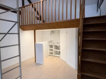 location studio + mezzanine melun