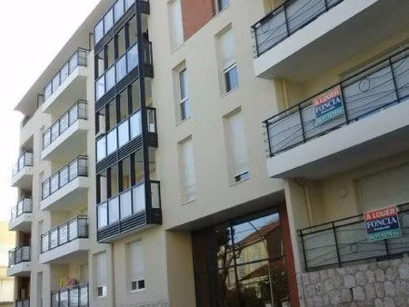 3 pièces quartier longchamp avec parking