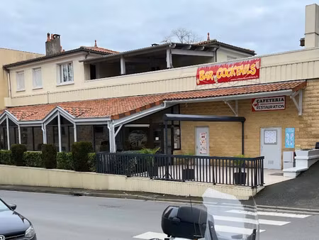 vente locaux professionnels 660 m² à confolens (16500)  334 000 €