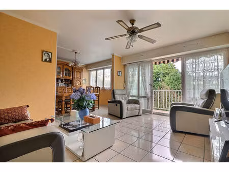 appartement le plessis bouchard 4 pièce(s) 79.02 m2+ places de parking+ cave