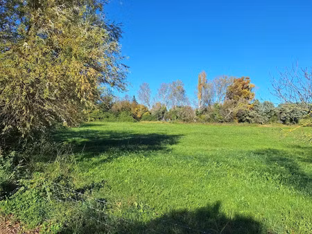 vente terrain 1300 m² à eguilles (13510)  510 000 €