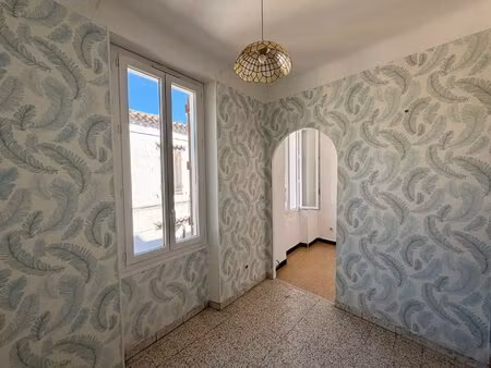 à vendre appartement t2 traversant   village dedrap