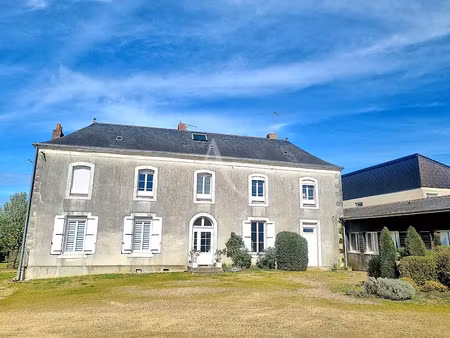 vente immeuble 33 pièces 815 m² à sceaux-d'anjou (49330)  462 600 €