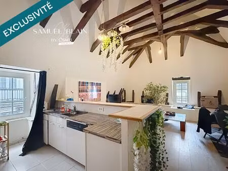 salon poutres apparentes  t4 duplex 3 chambres