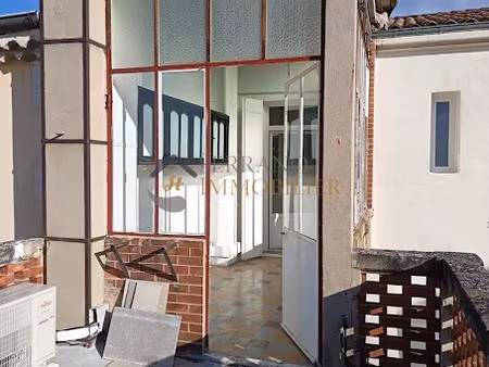 location appartement 2 pièces 65 m² à chateaurenard (13160)  700 €