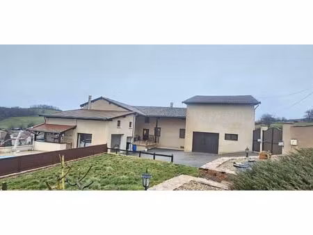 maison 4 pièces brussieu - 389000 €