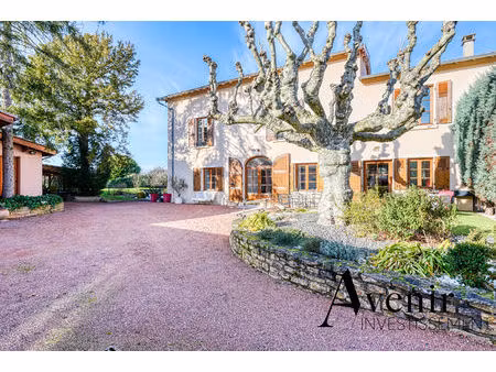 chasselay maison 5 pièces 202 m2 - terrain 3465 m2