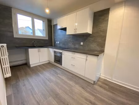 location appartement 3 pièces 61.39 m² à metz (57000)  750 €