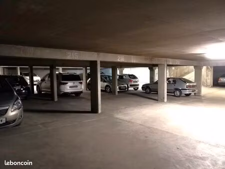 ? creil centre ◊ place sécurisée & accès facile ?1 90/jour