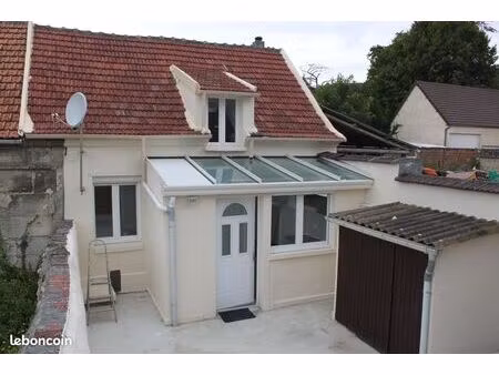 particuliers louent maison t3