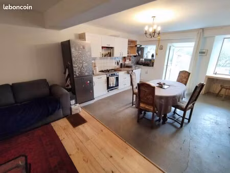 location maison 110m2 à boulc / 750 euros