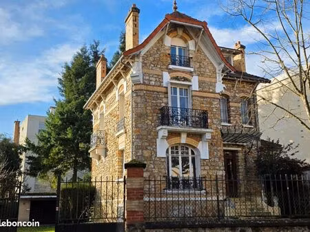 maison 7 pièces 190 m²