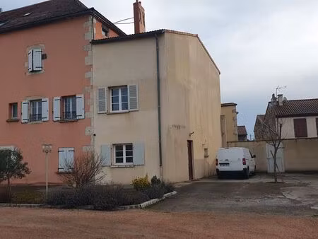 location appartement t4 aigueperse