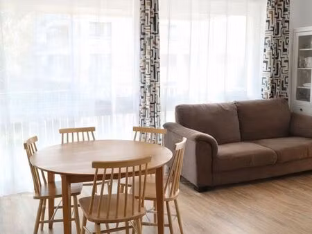 location meublée appartement 3 pièces 72 m² garches (92380)