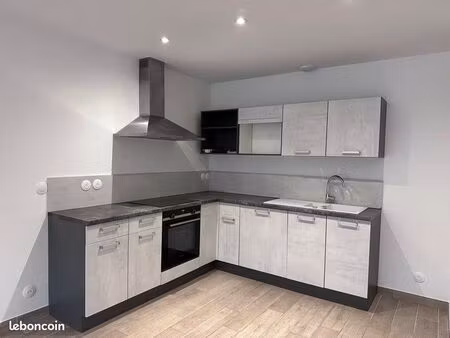 ?maison de plain-pied 80m2 t3 centre de saint-just-chaleyssin