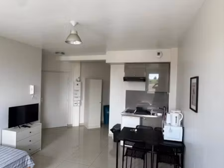 location appartement 1 pièce 21 m² à montfermeil (93370)  950 €