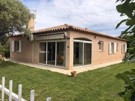 location villa 4 pièces 91 m² à mauguio (34130)  1 450 €