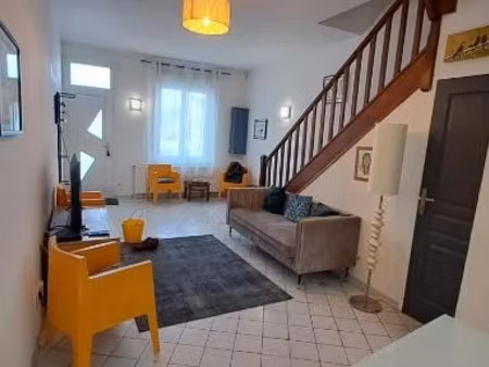 location maison 88 m² à rivery (80136)  890 €