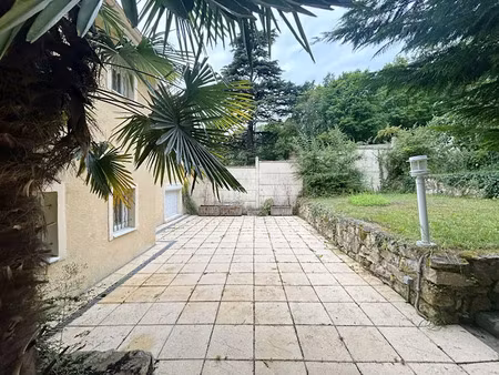 location maison 5 pièces 110 m² à poissy (78300)  1 603 €