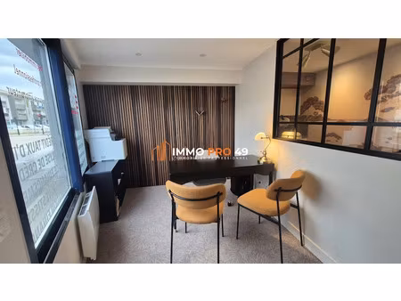 location locaux professionnels 0 pièces 30 m² à les sables-d'olonne (85100)  700 €