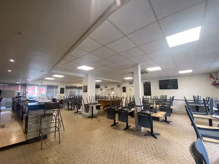 location locaux professionnels 160 m² à limoges (87000)  2 000 €