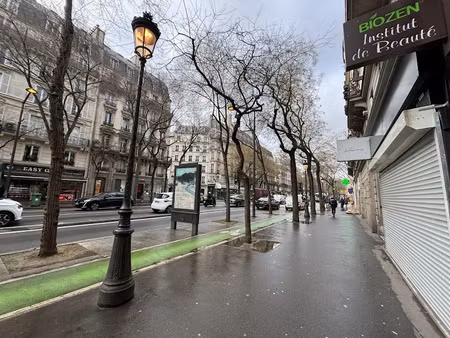 location locaux professionnels 81 m² à paris 10ème (75010)  2 417 €