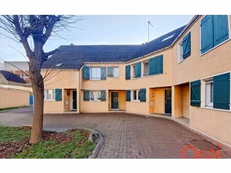 maison saint-denis 131.95 m² t-8 à vendre  385 000 €