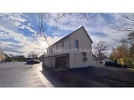 vente locaux professionnels 200 m² à creully (14480)  420 000 €