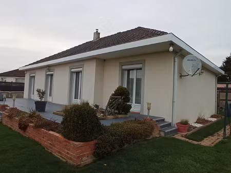 a 10 minutes de le neubourg  axe le neubourg / elbeuf