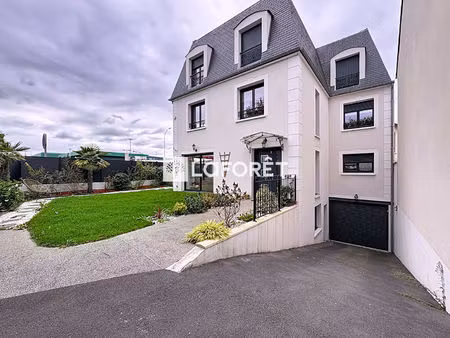 superbe maison contemporaine de 250 m² située à montesson  à seulement 15 minutes du rer d