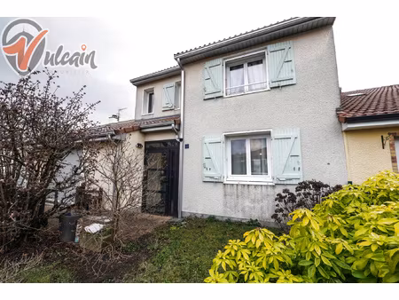 maison avec 3 chambres et bureau