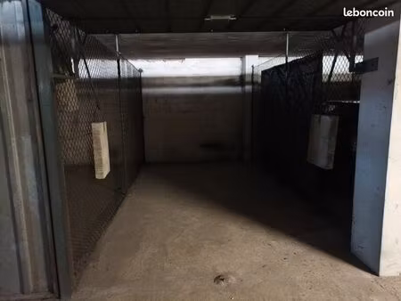 box garage parking à modhenheim