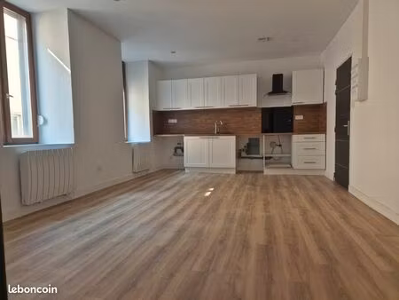 loue appartement f2 de 46m2 rénové à neuf et isolé à knutange