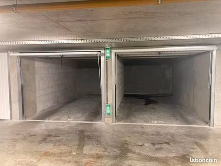 garage box 13 5m2 à louer st priest 10 rue racine proche village