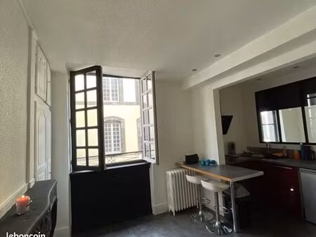 charmant t2 centre de riom