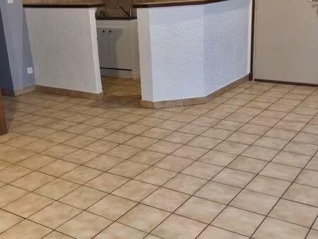 t2 à louer à sambin – 45 m2 – proche commerces