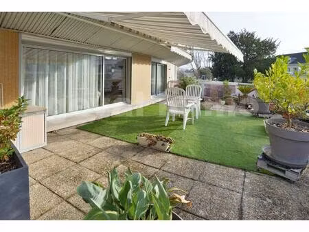 appartement avec terrasse en centrre ville