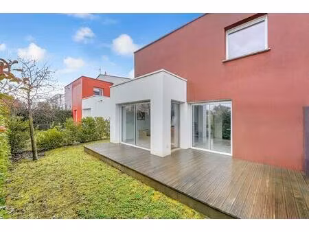 maison contemporaine t5 de 118 m² à saint-jory avec jardin et garage