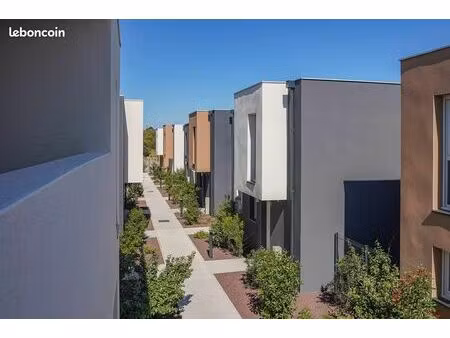 villa 4 pièces 87 m²