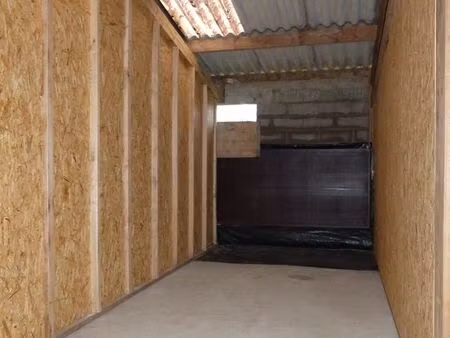 garage ferme pour camping car - caravance