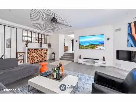 loue belle villa contemporaine meublée