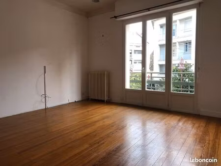 appartement t3  90 m²  lannemezan centre