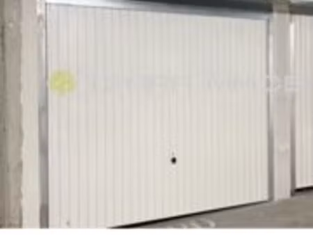 garage à louer saint-florent